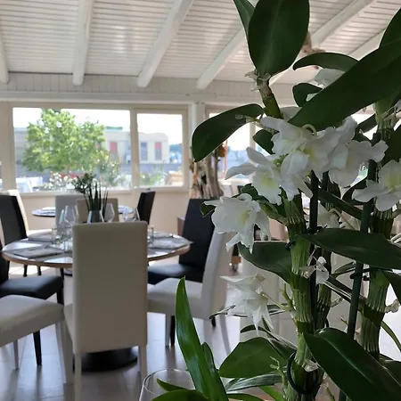 Hotel & Fama Sabaudia